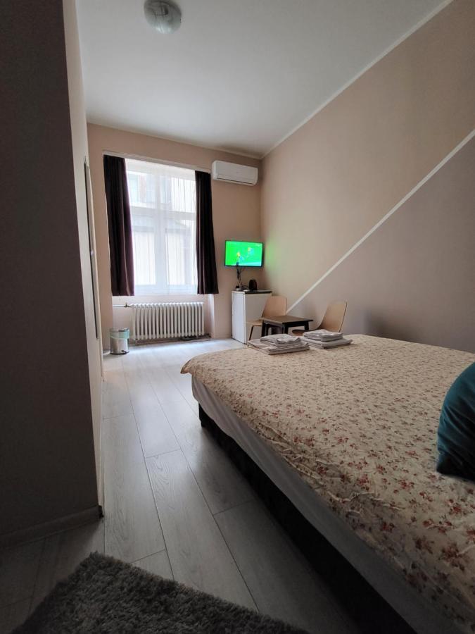 Hostel Fine Belgrad Exterior foto