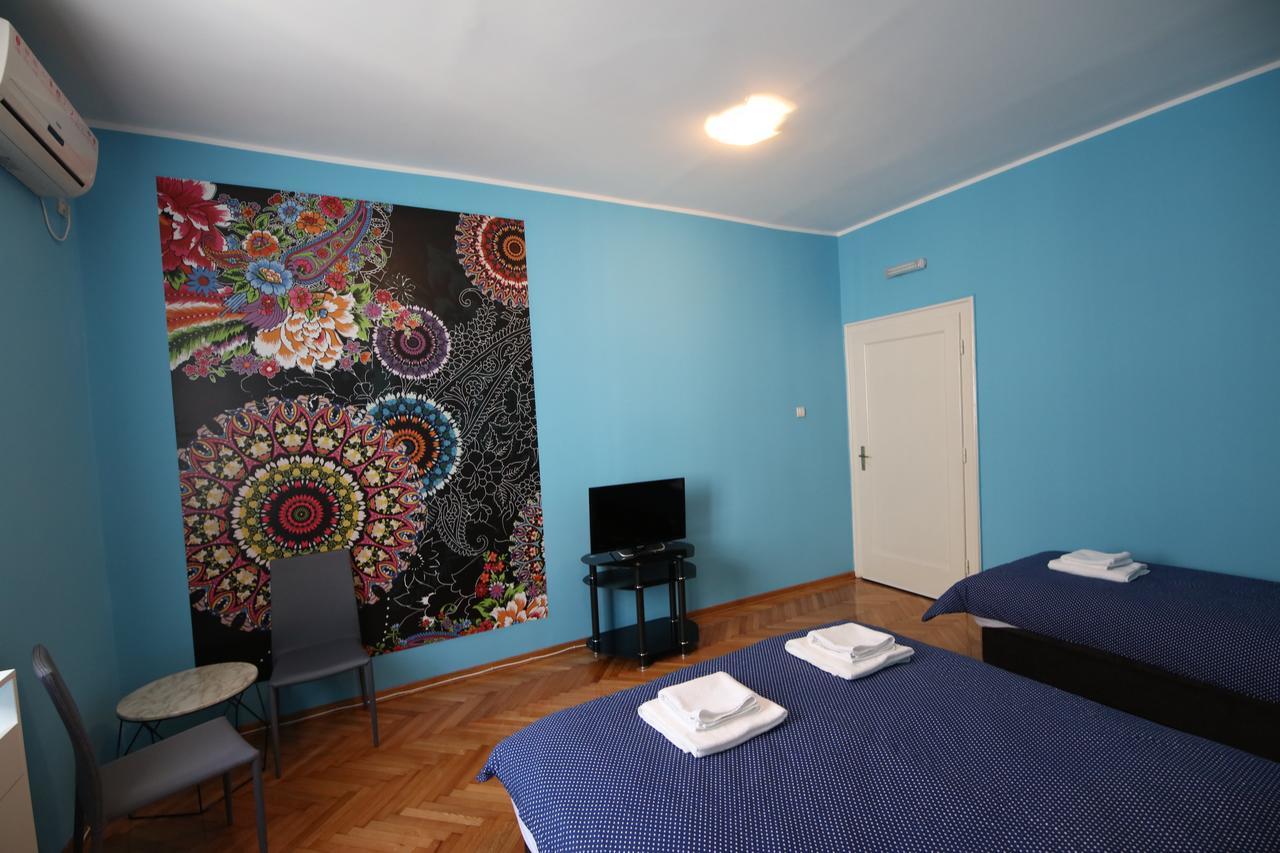 Hostel Fine Belgrad Exterior foto