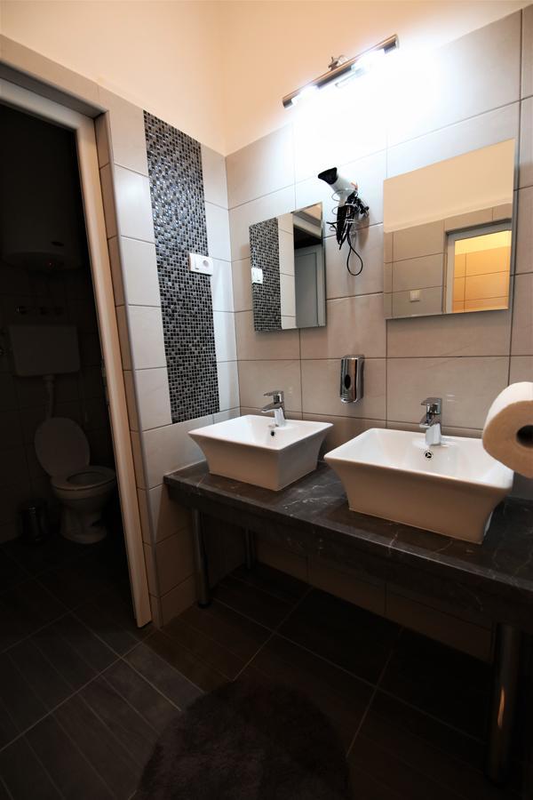 Hostel Fine Belgrad Exterior foto