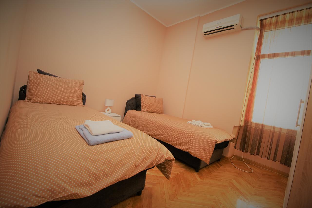 Hostel Fine Belgrad Exterior foto