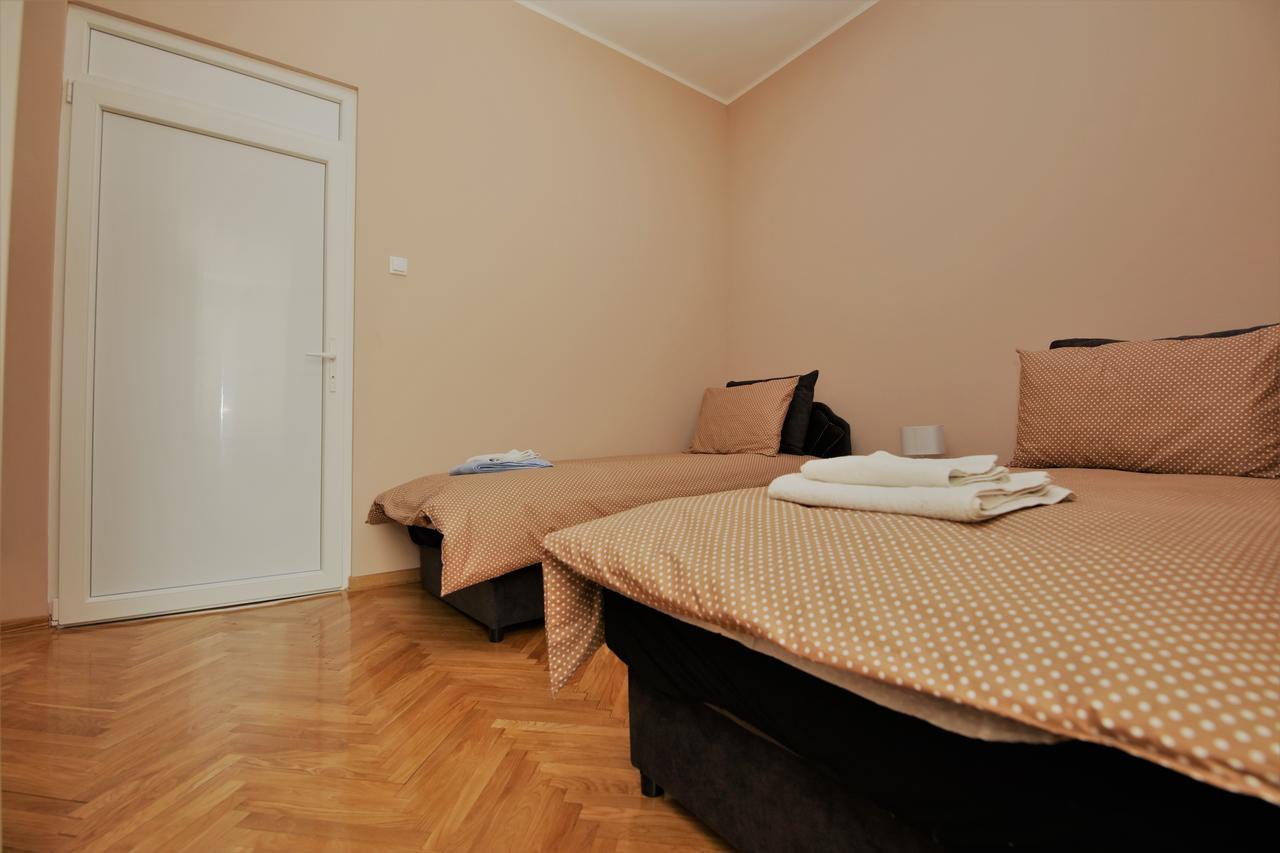 Hostel Fine Belgrad Exterior foto