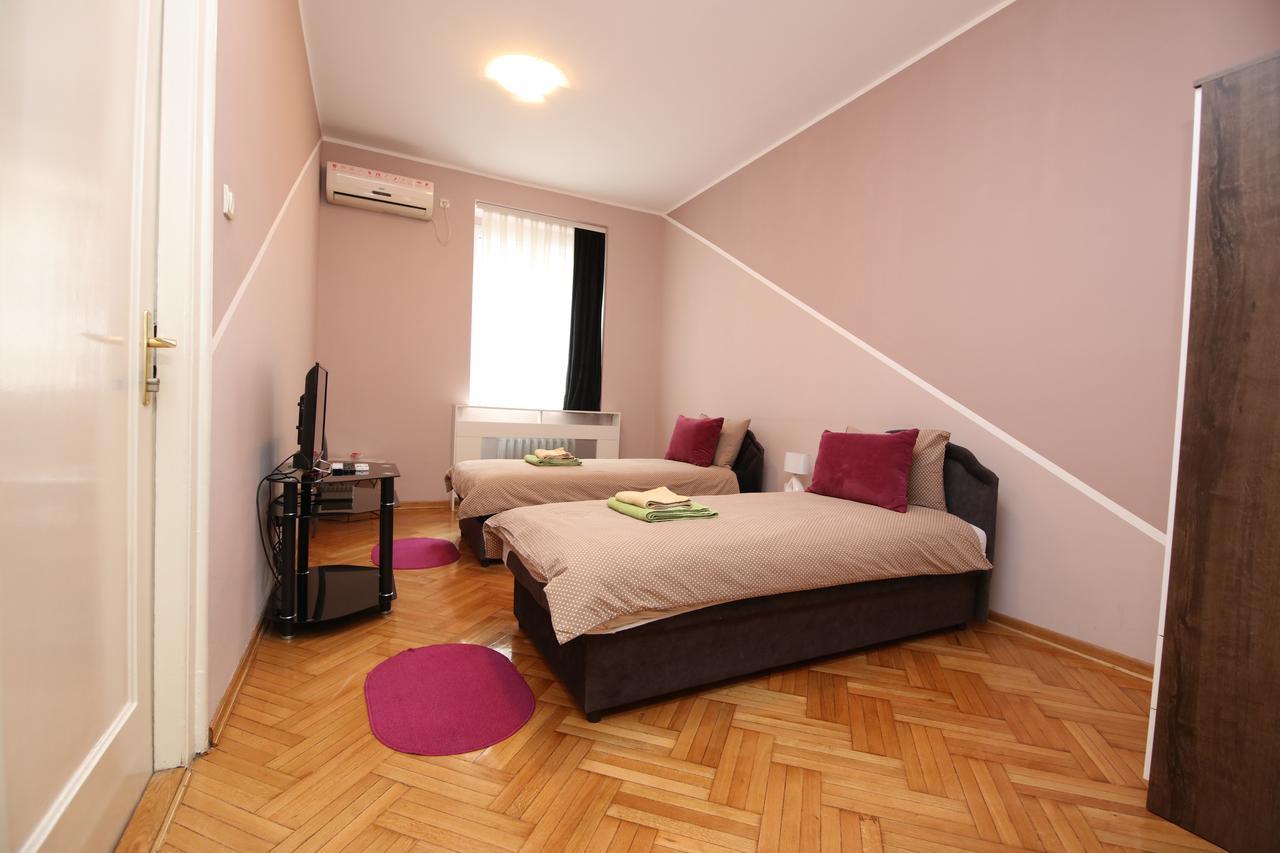 Hostel Fine Belgrad Exterior foto